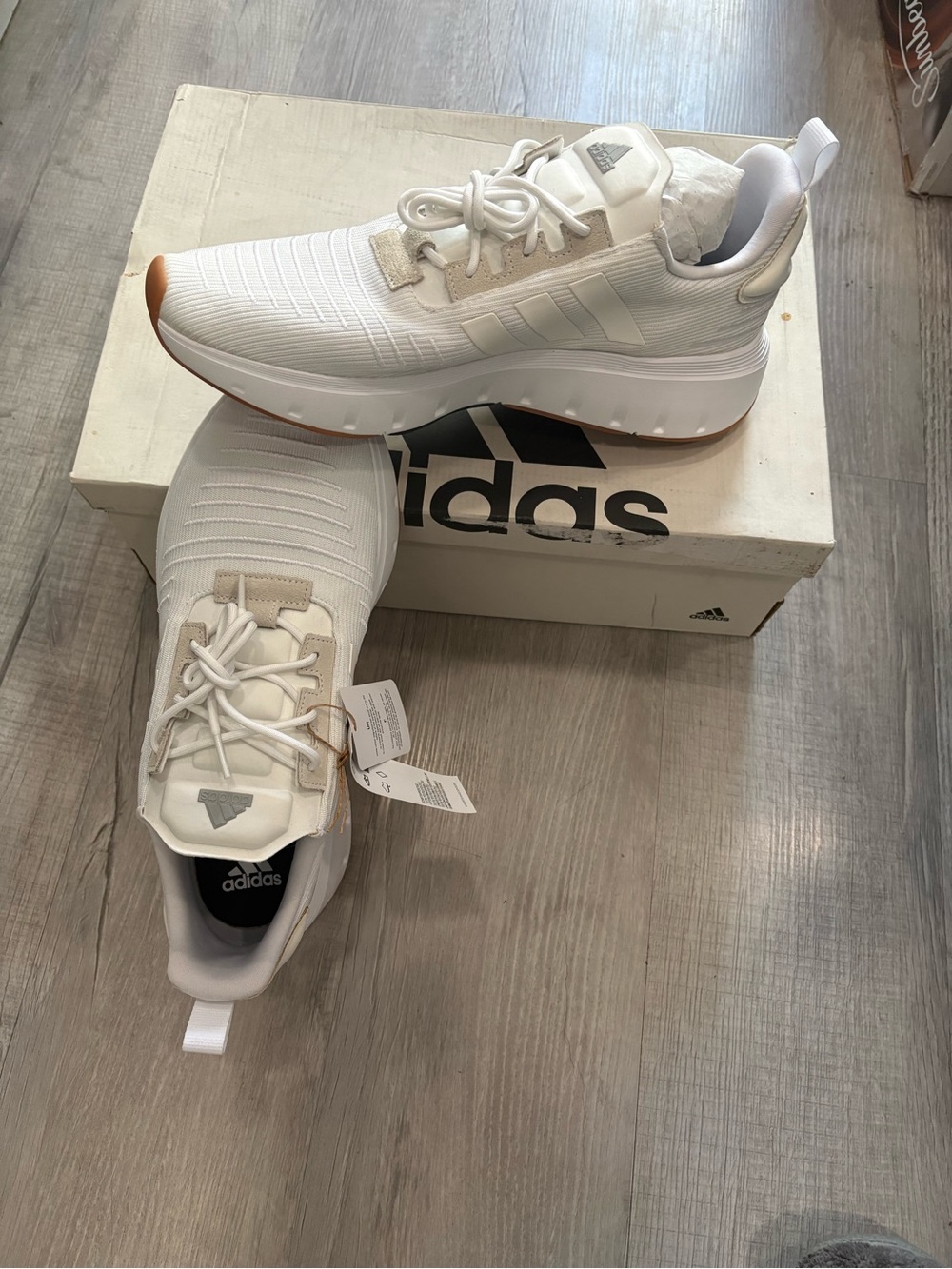 adidas Men's White Athletic Sneakers with Gum Accents BNWT-AT-1/129